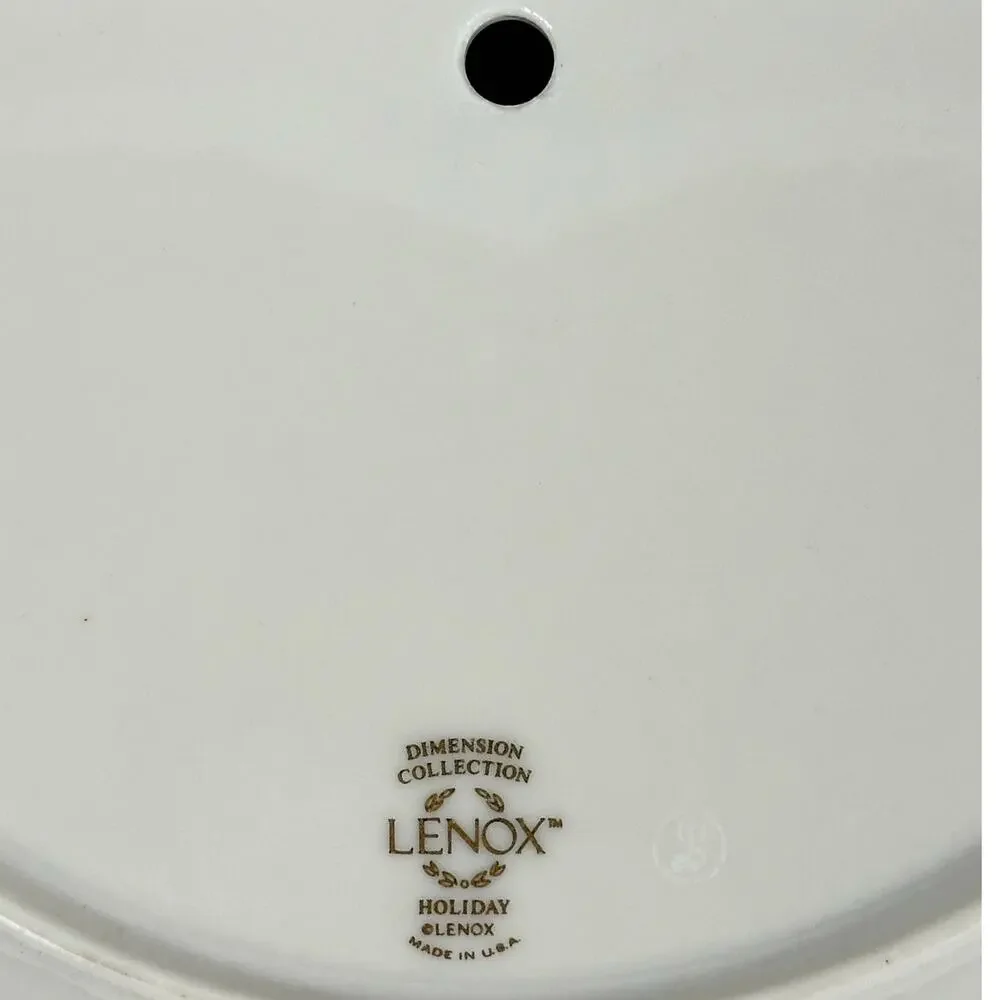 Lenox Holiday Dimension Holly Berries Gold Rim 10.75